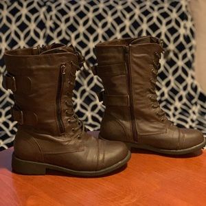 Women’s 6.5 boots